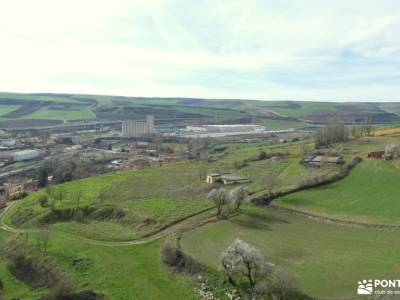 Monumento Natural de Monte Santiago y Montes Obarenes;senderismo manzanares el real buitrago belen v